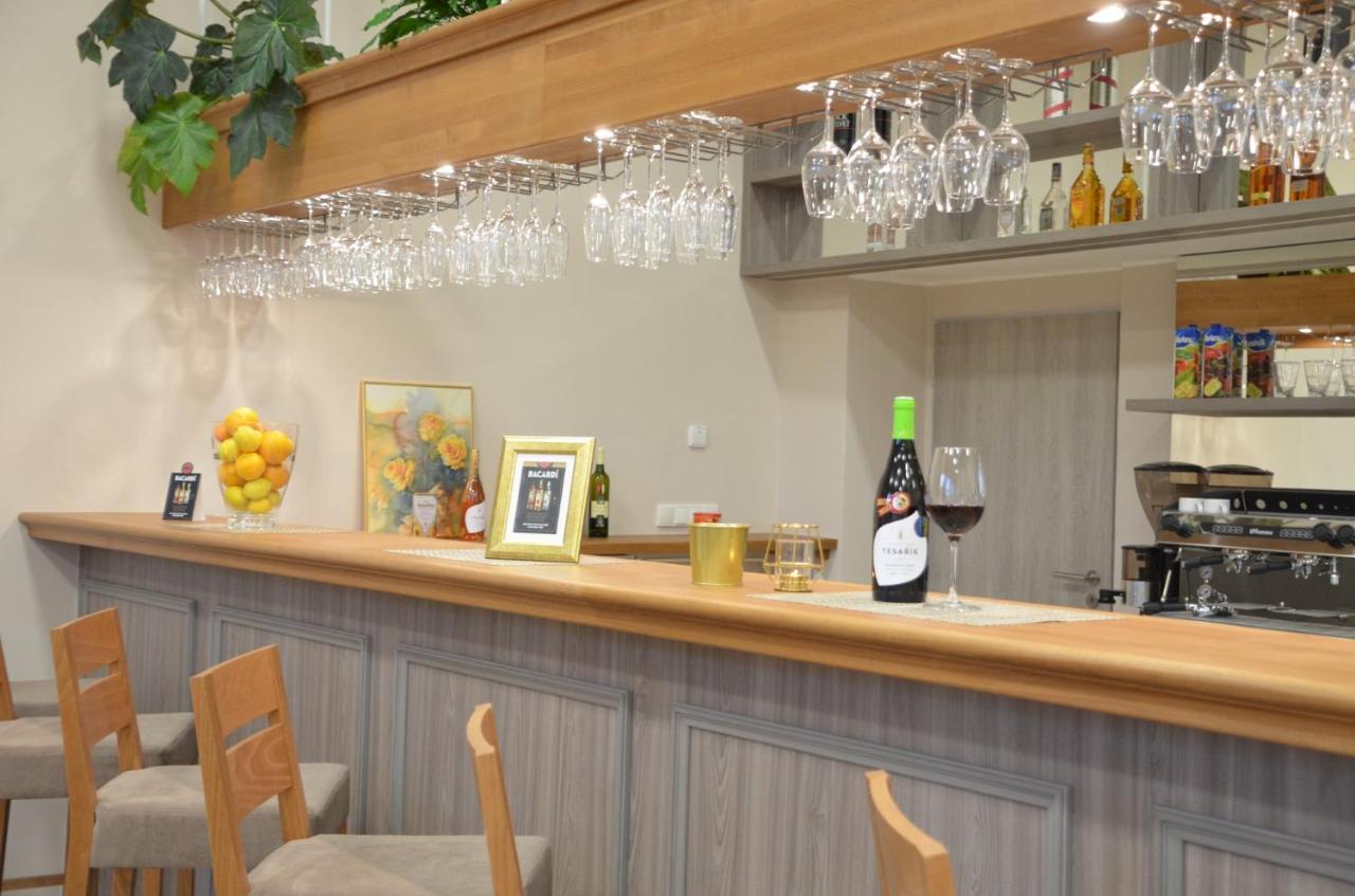 Apartmany Deluxe Sazava  Экстерьер фото